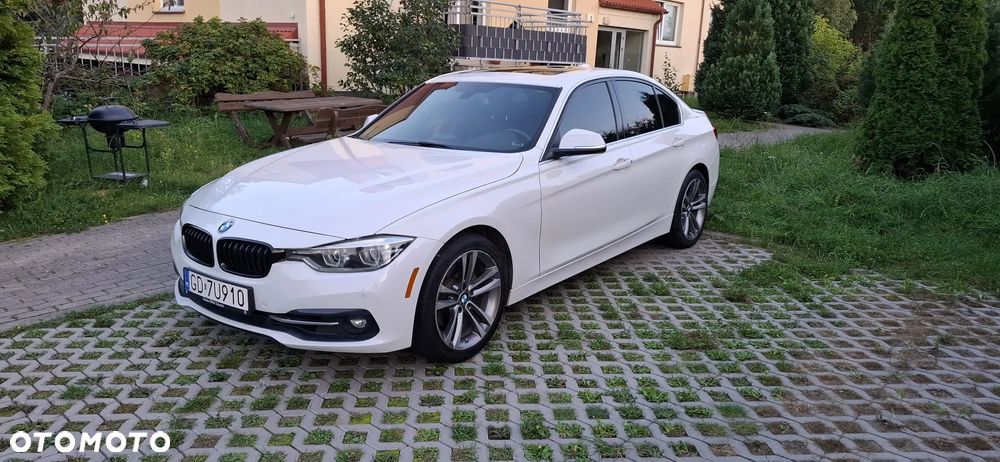 BMW Seria 3 330i Sport Line - 6