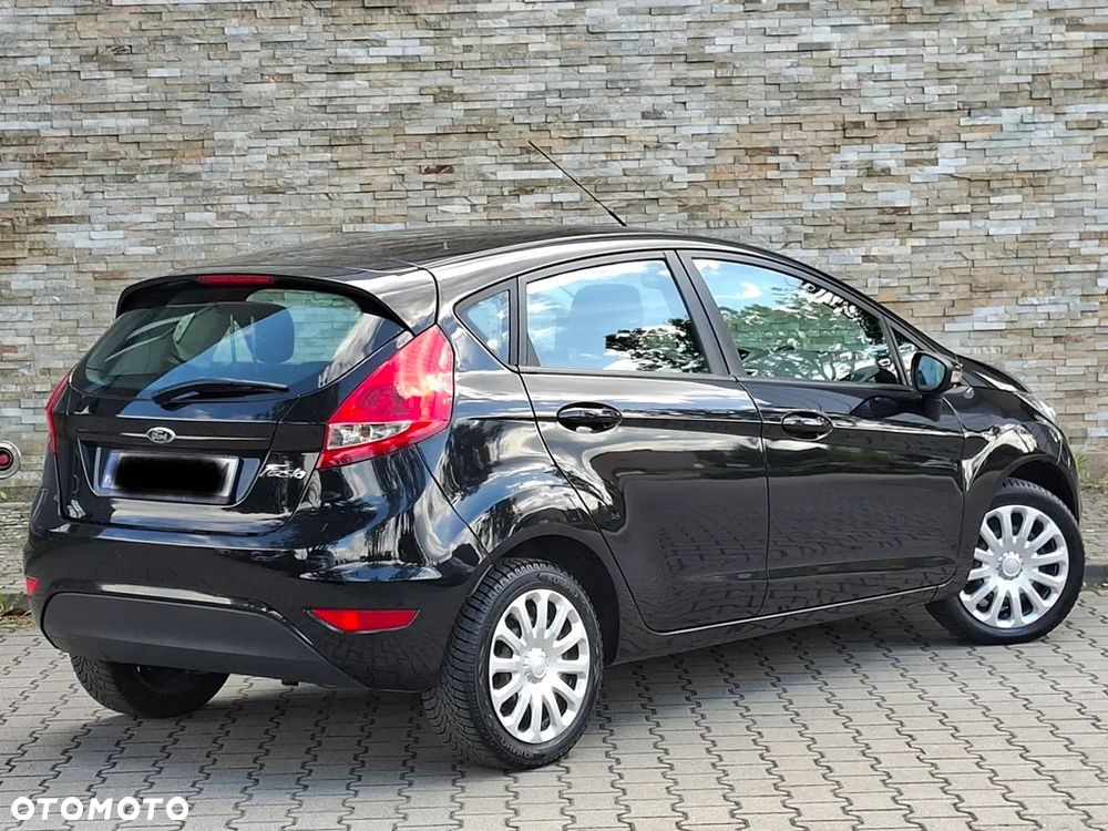 Ford Fiesta 1.25 Champions Edition - 16