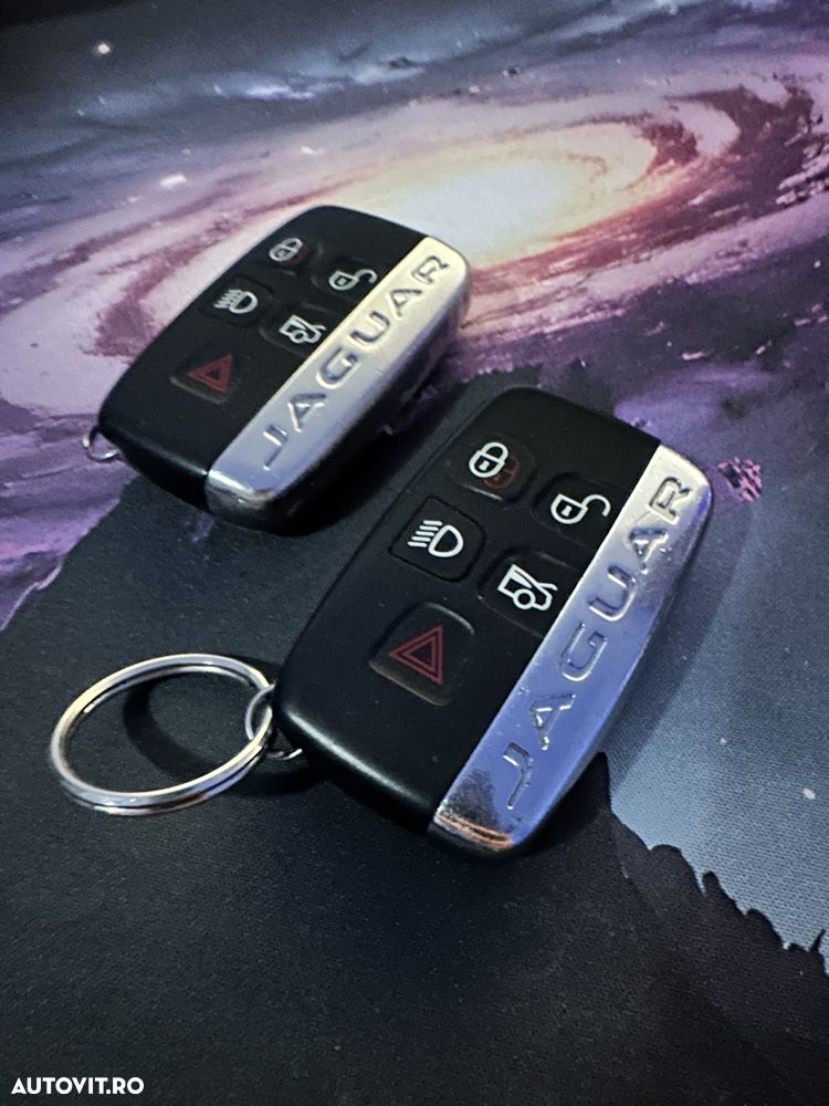 Jaguar XF 2.0 Turbo - 31