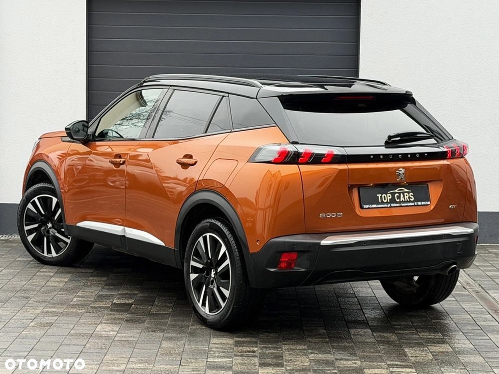 Peugeot 2008 BlueHDi 130 EAT8 GT - 4