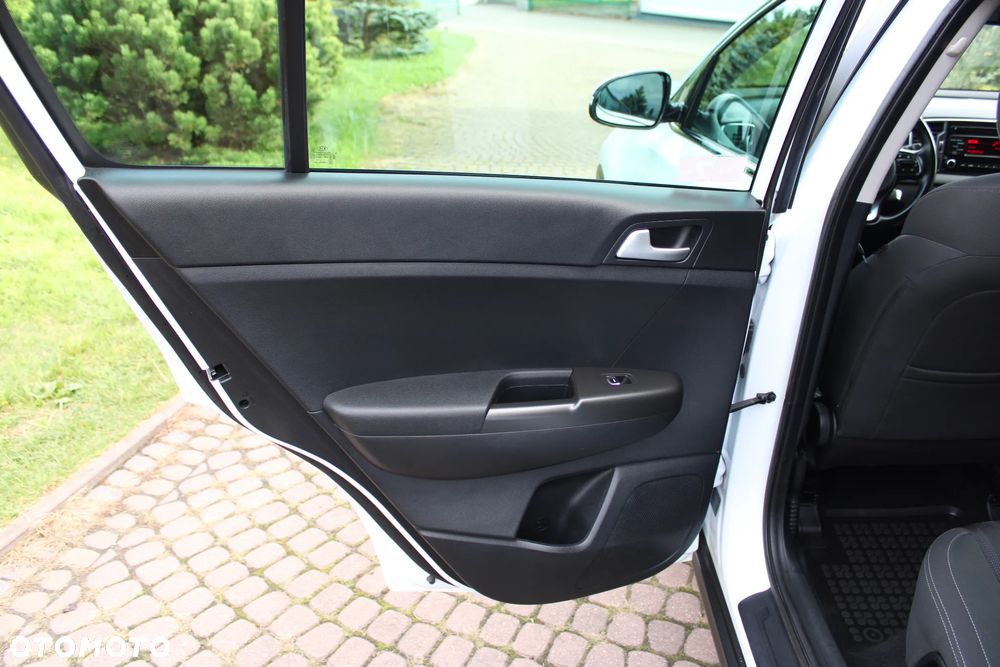 Kia Sportage 1.6 GDI M 2WD - 16