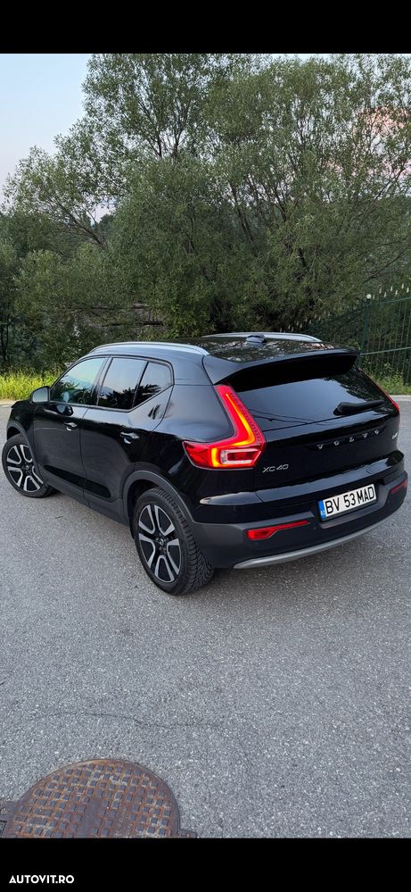 Volvo XC 40 D4 AWD Geartronic Momentum - 5