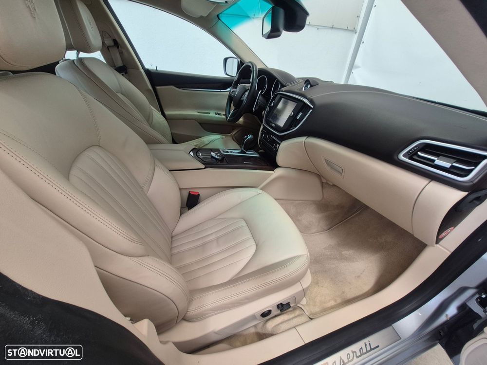 Maserati Ghibli 3.0 V6 S Q4 - 30
