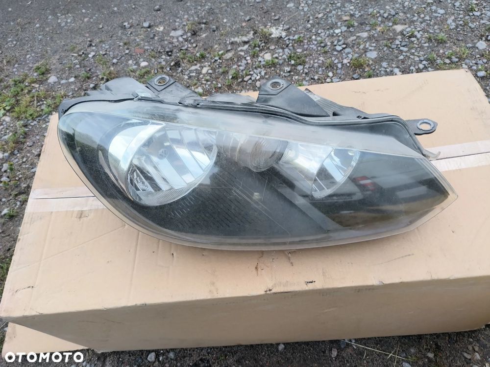 Lampa przód przednia prawa lewa VW Golf VI 6 - 1
