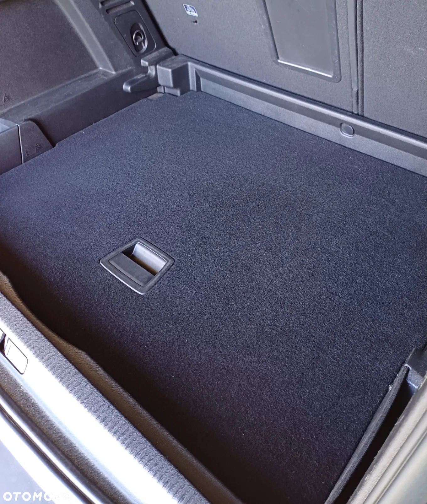 Peugeot 3008 BlueHDi 120 EAT6 Stop & Start Allure - 23
