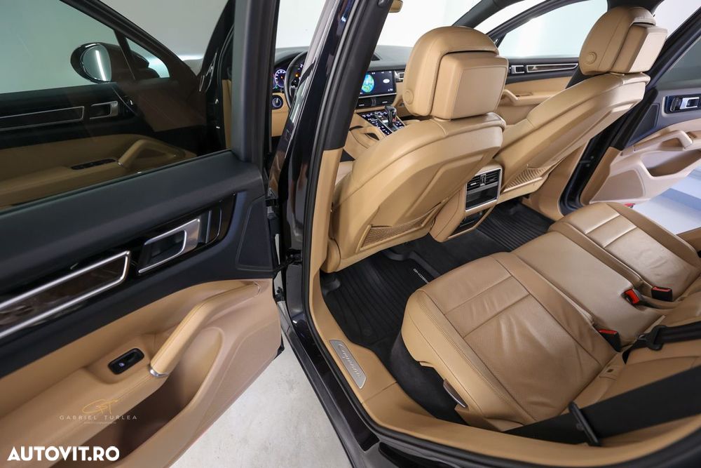 Porsche Cayenne - 7