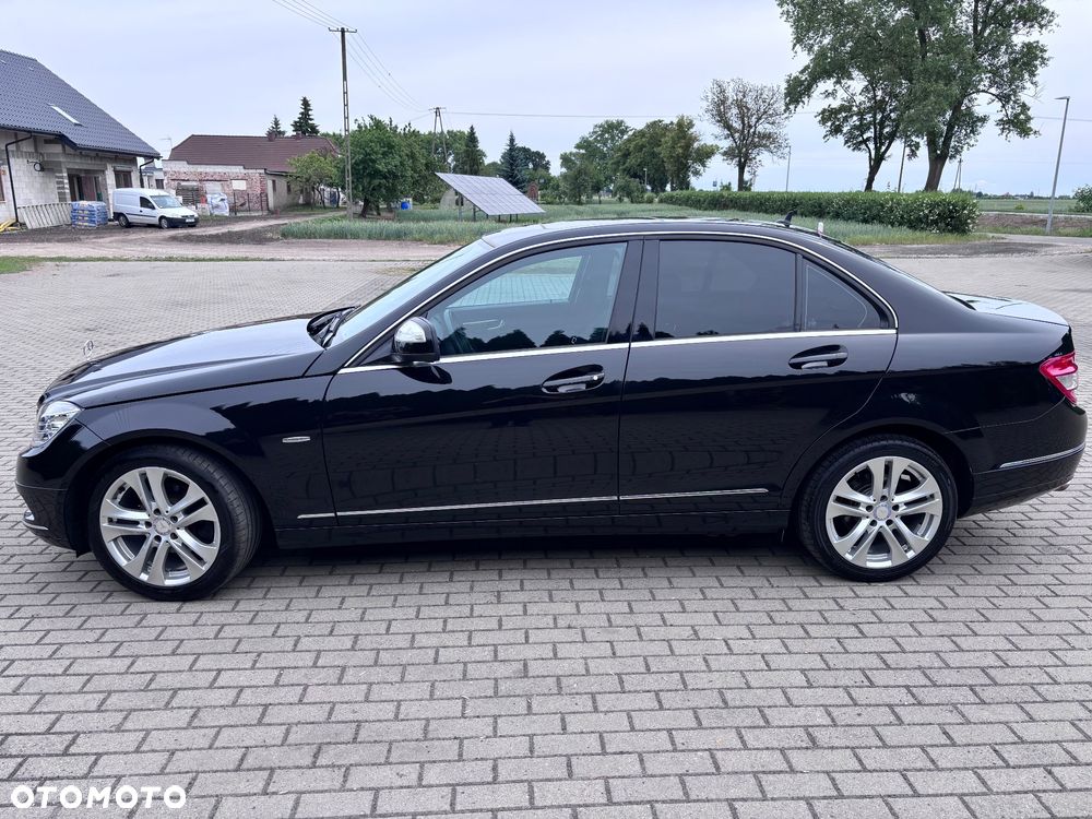 Mercedes-Benz Klasa C 180 Kompressor Automatik BlueEFFICIENCY - 13