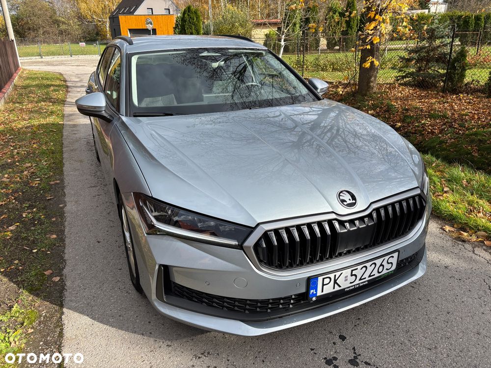 Skoda Superb 2.0 TDI SCR Essence DSG - 2