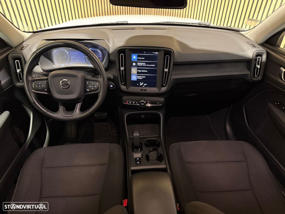 Volvo XC 40 2.0 D3 Momentum Plus Geartronic — fotografia 7