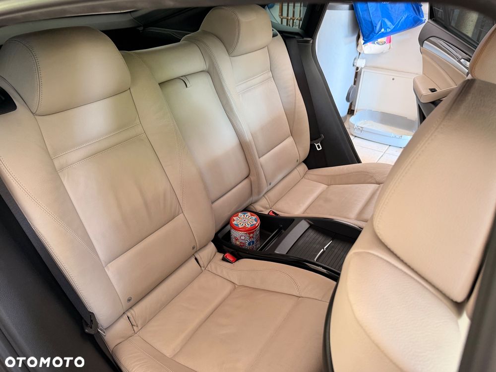 BMW X6 - 21