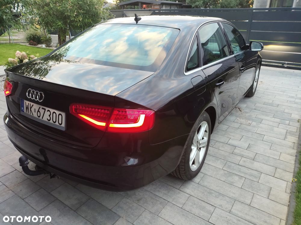 Audi A4 Limousine 2.0 TDI DPF Ambiente - 10