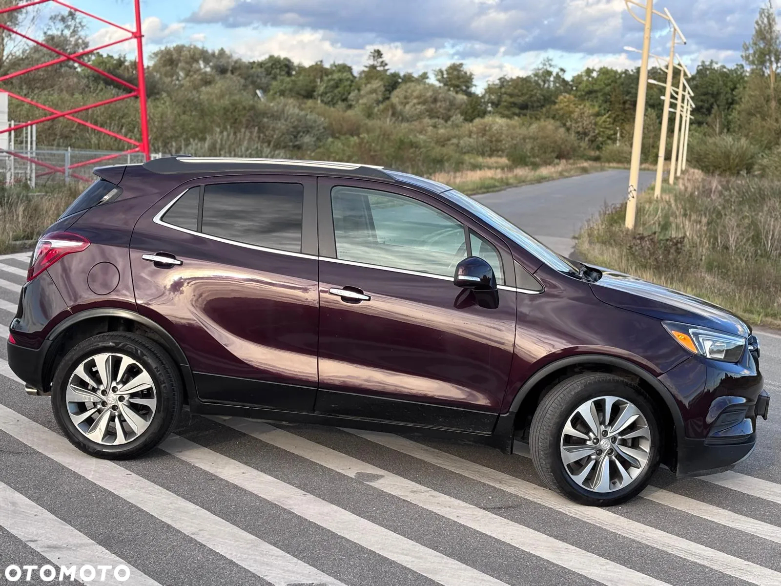 Buick Encore - 35