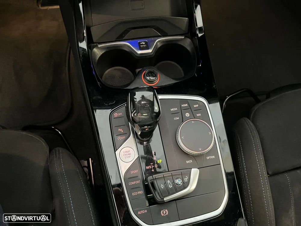 BMW 116 d Pack M Auto - 10