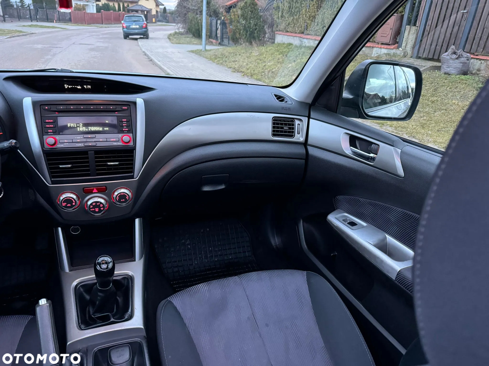 Subaru Forester 2.0X Exclusive - 20