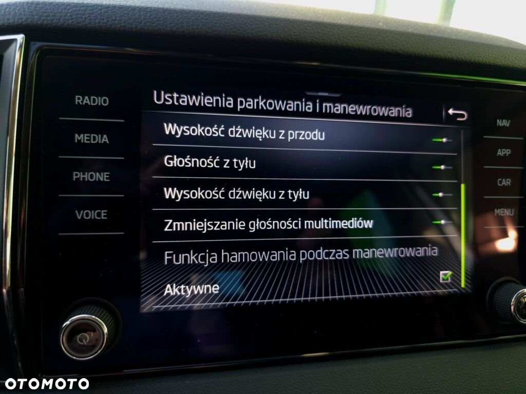 Skoda Karoq 1.0 TSI GPF 4x2 Ambition - 33
