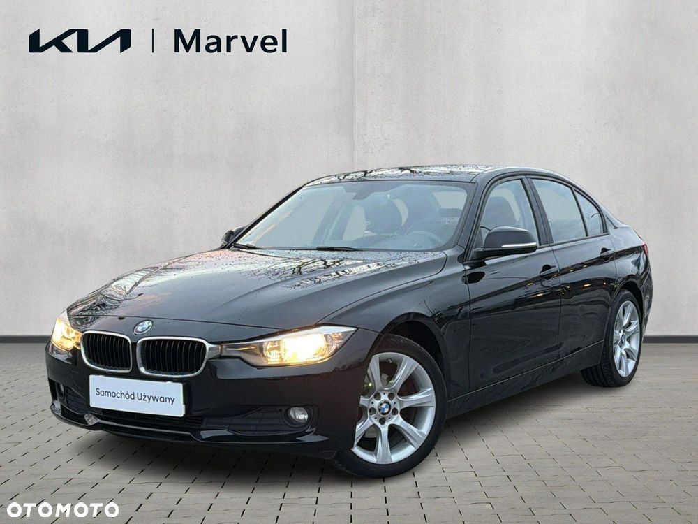 BMW Seria 3 316i - 1