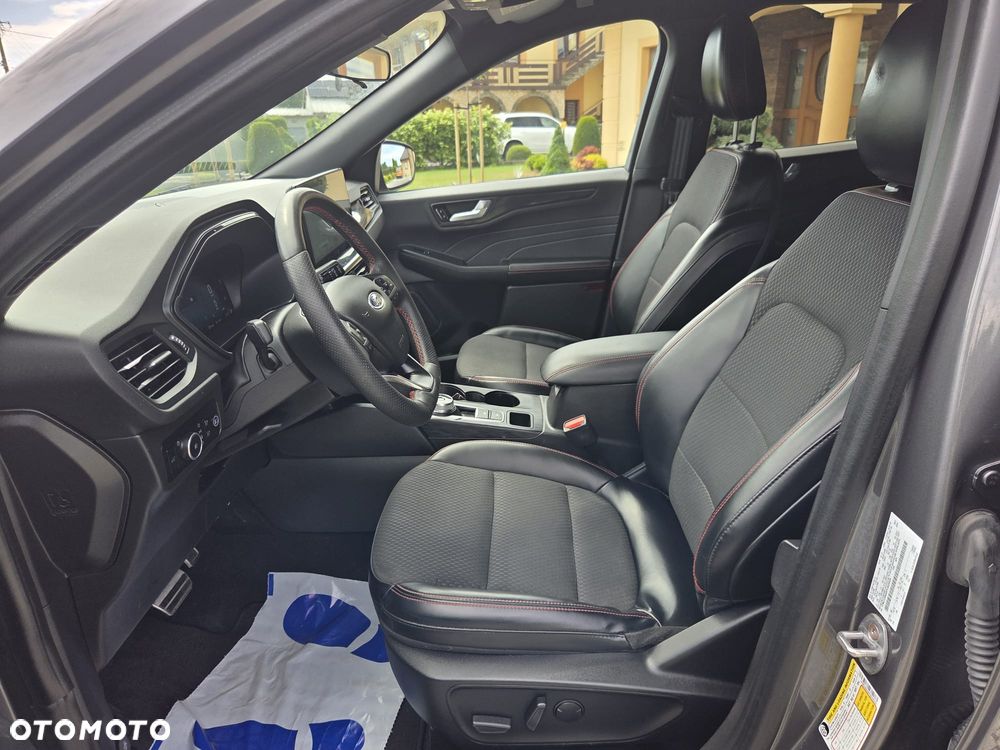 Ford Kuga 2.0 EcoBoost 4x4 ST-Line - 14
