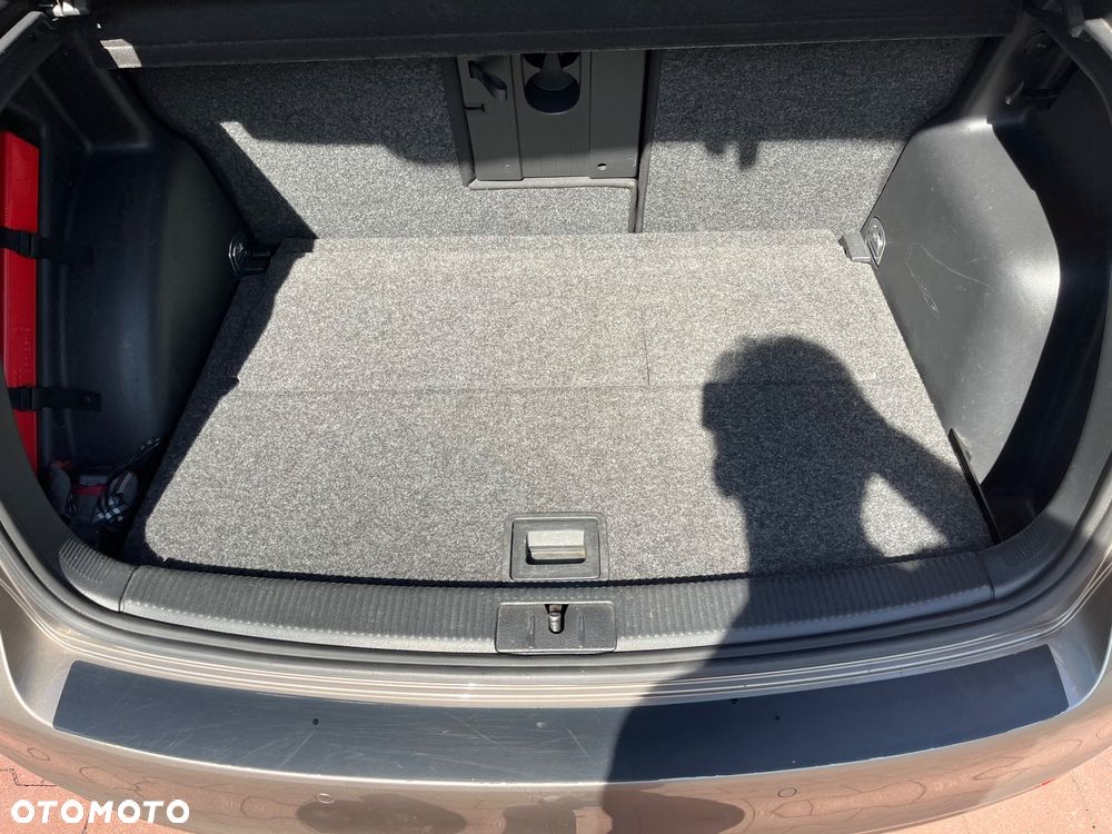 Volkswagen Golf Plus 1.2 TSI BlueMotion Technology Style - 16