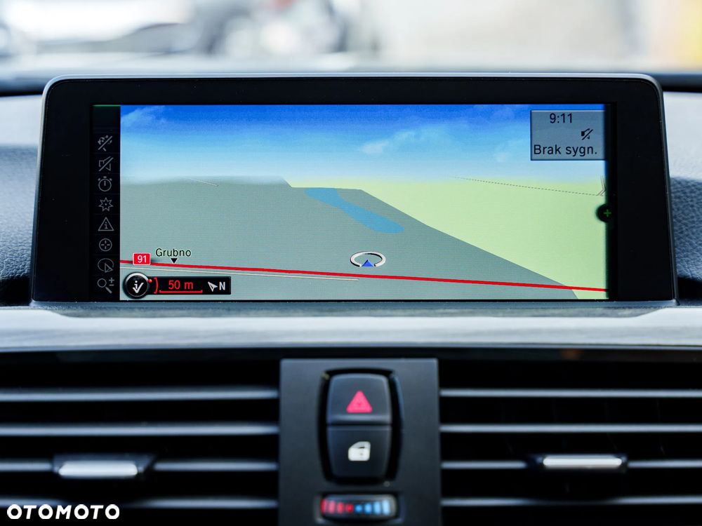 BMW Seria 3 335i xDrive Sport-Aut Luxury Line - 29