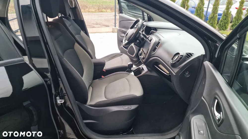 Renault Captur 1.2 Energy TCe Intens EDC EU6 - 36