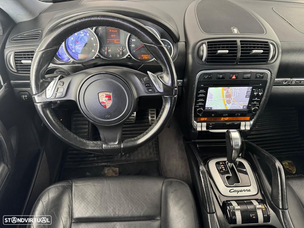 Porsche Cayenne S Tiptronic - 17