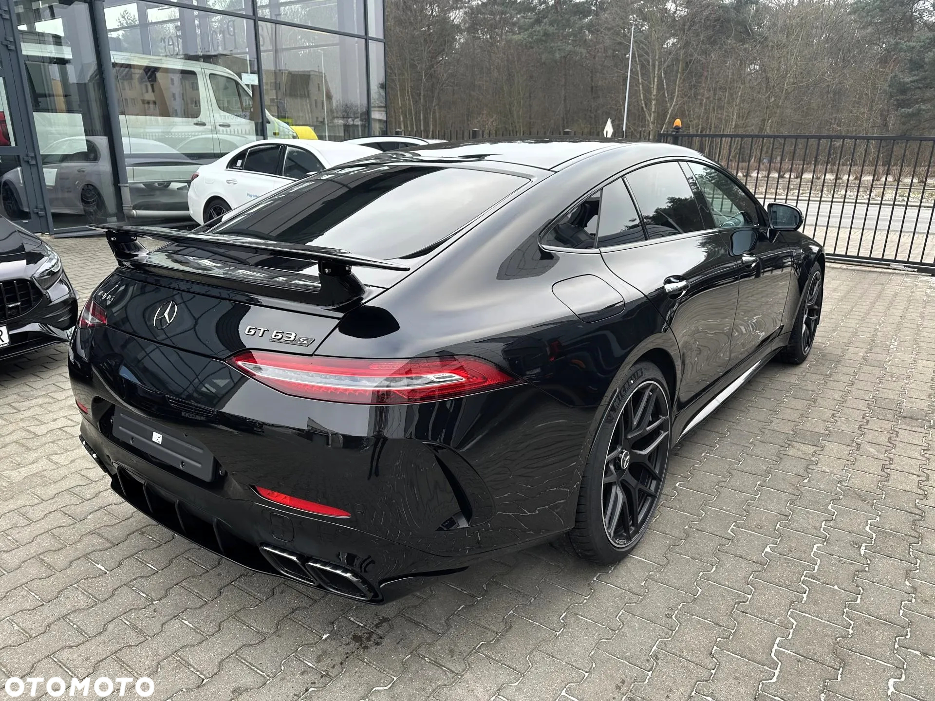 Mercedes-Benz AMG GT - 11