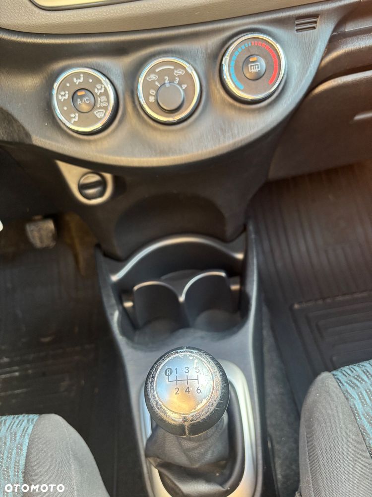 Toyota Yaris 1.33 Life - 18