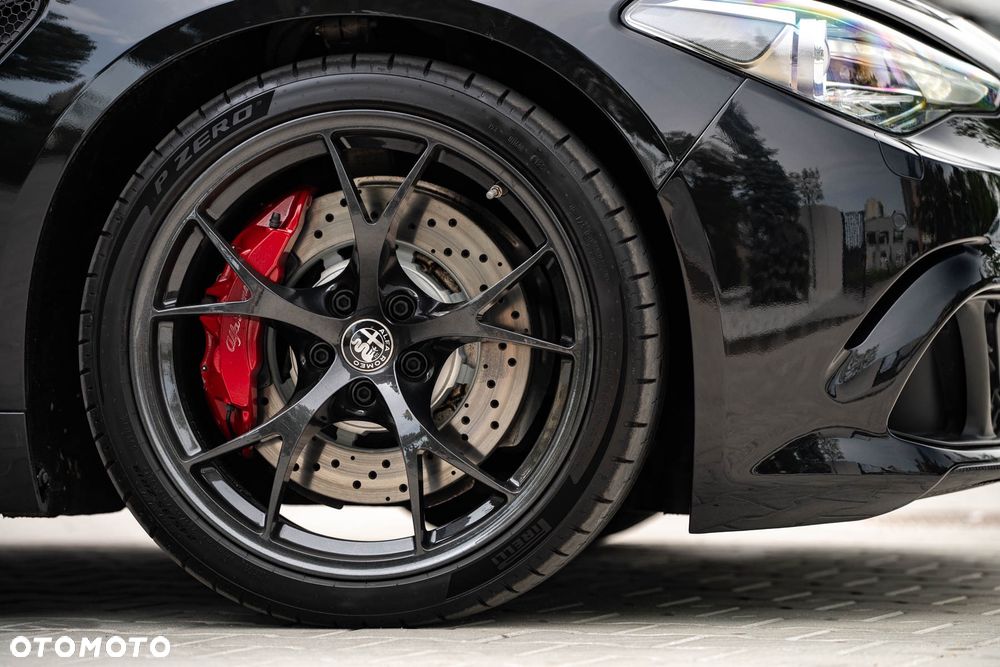 Alfa Romeo Giulia 2.9 Bi Turbo V6 Quadrifoglio - 8