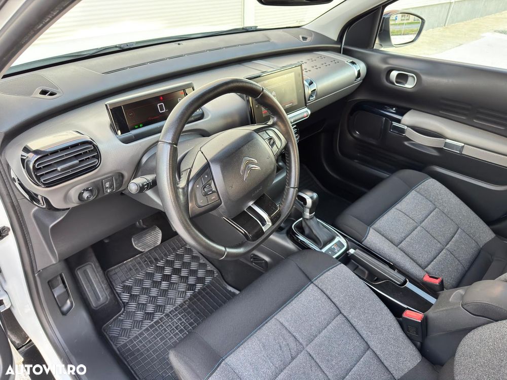 Citroën C4 Cactus 1.2 PureTech S&S EAT6 Shine - 9
