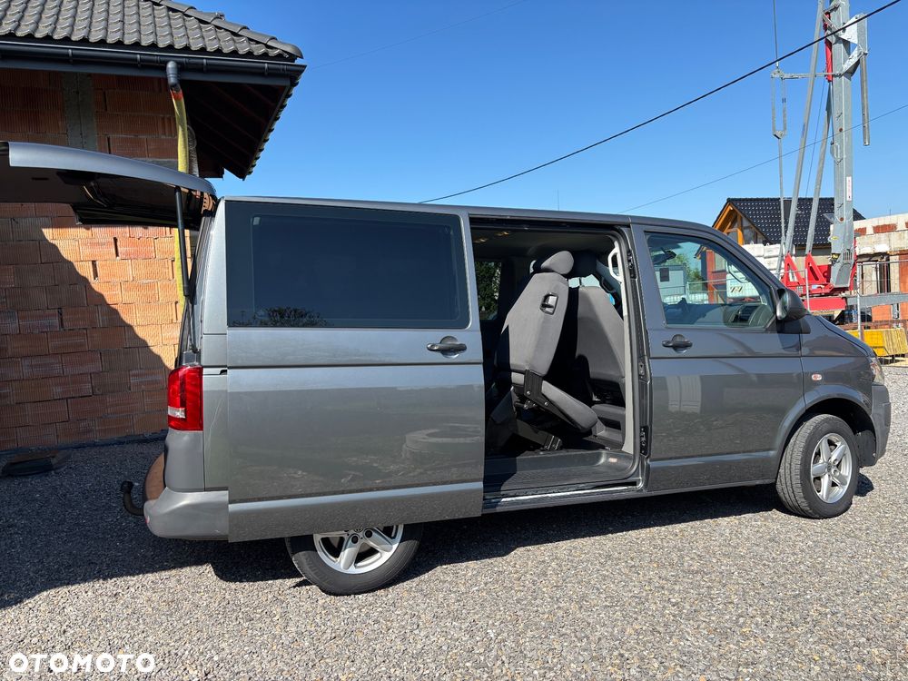 Volkswagen Caravelle - 5