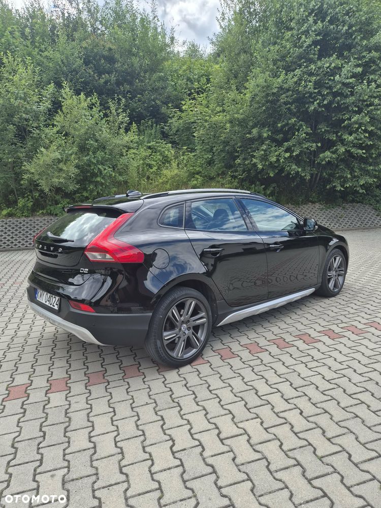 Volvo V40 Cross Country - 15