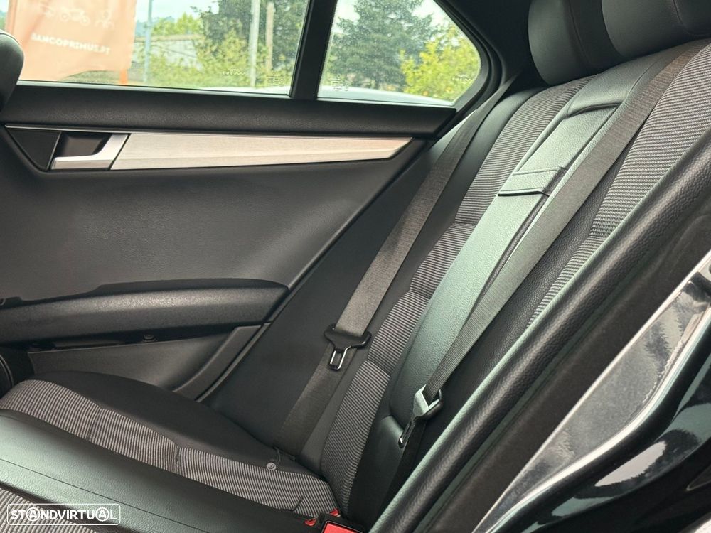 Mercedes-Benz C 220 BlueTEC AMG Line - 39