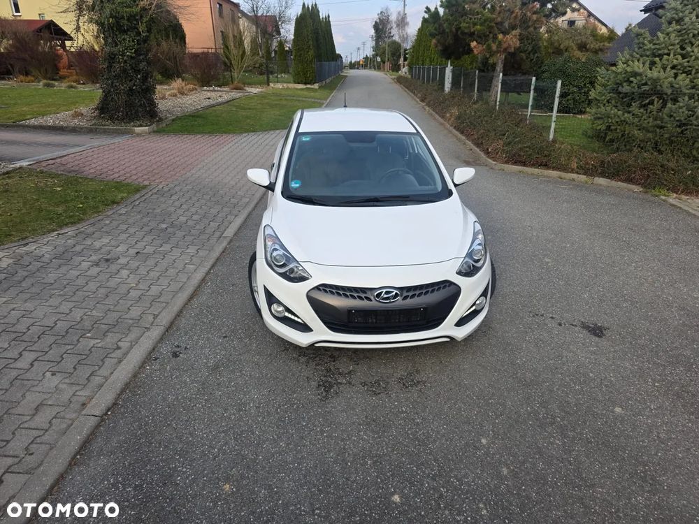 Hyundai i30 1.4 Fifa World Cup Edition - 34