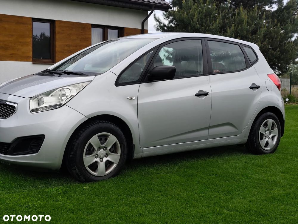 Kia Venga - 5
