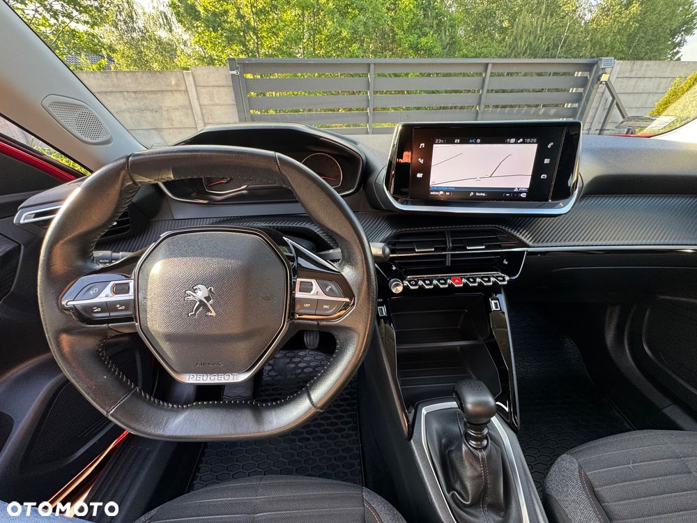 Peugeot 2008 1.2 PureTech Allure Pack S&S - 24