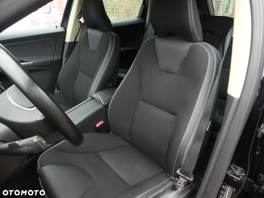 Volvo XC 60 D3 Edition Pro - 3