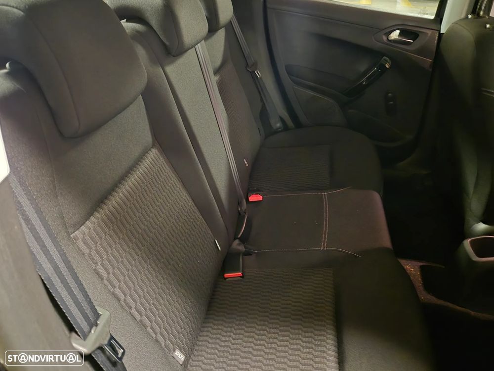 Peugeot 208 1.5 BlueHDi Active Pack - 43