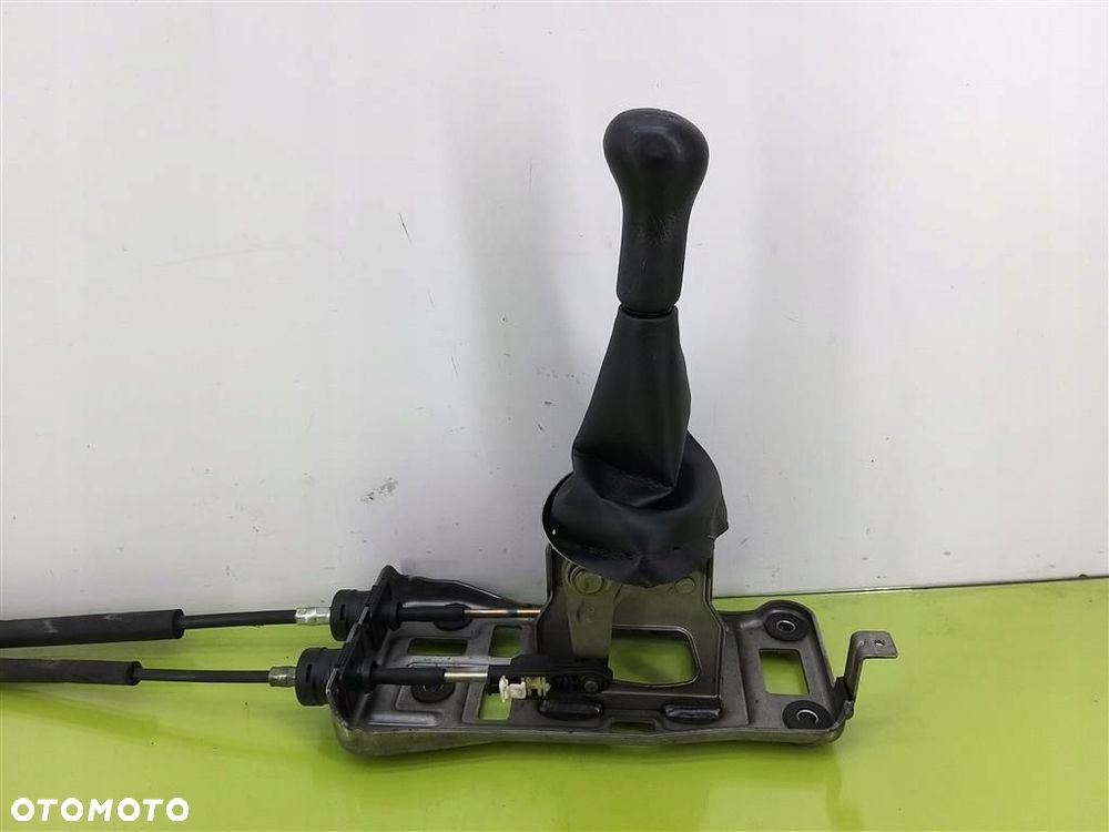 Mechanizm zmiany biegów lewarek Suzuki Liana 2001-2010 1,6 BENZYNA - 3