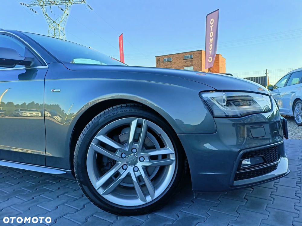 Audi A4 Avant - 14