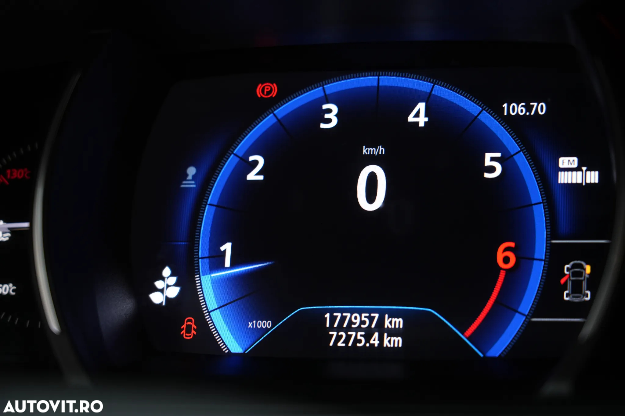 Renault Megane TCE GPF Zen - 27