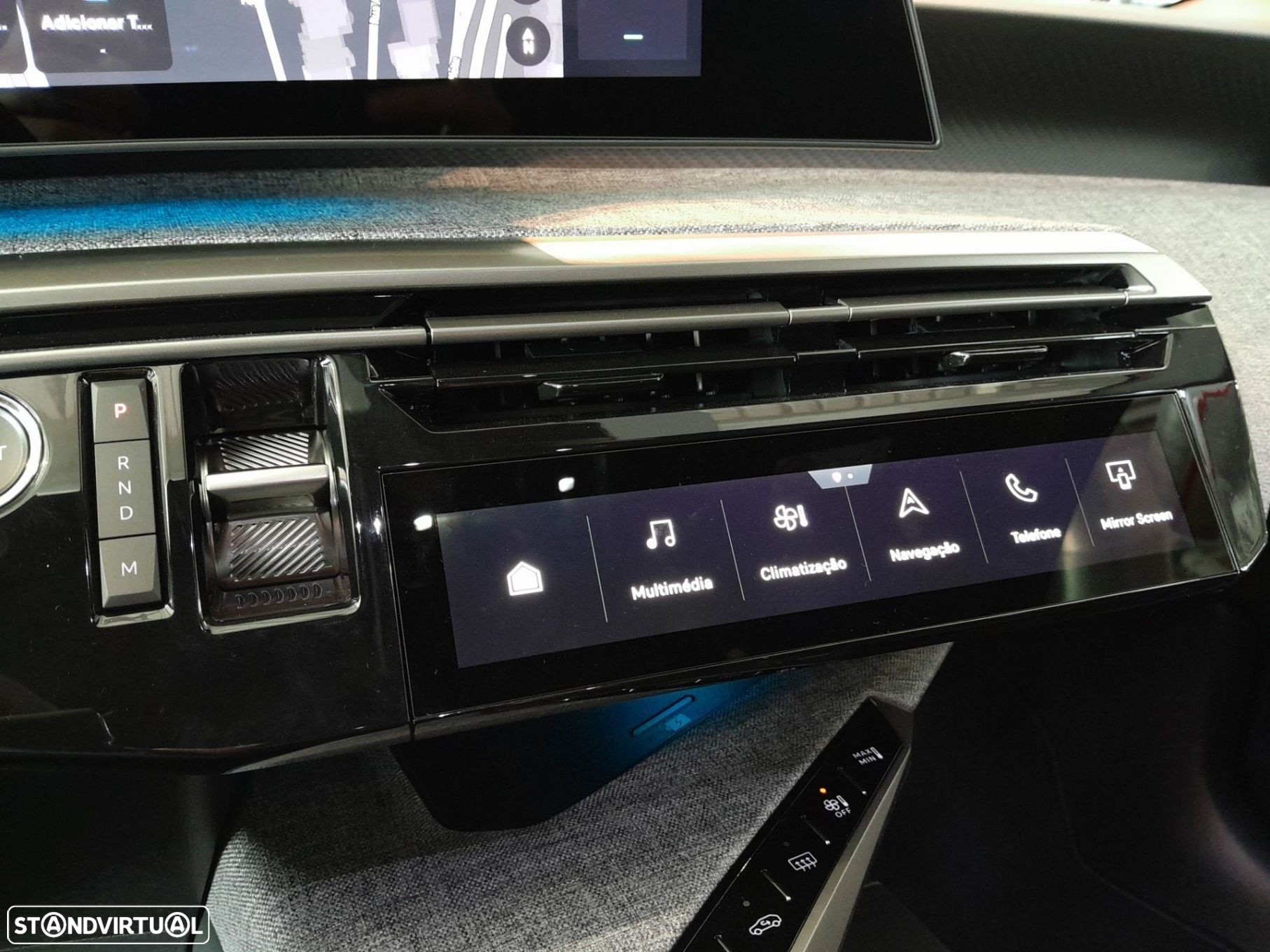 Peugeot E-3008 73 kWh Allure - 11