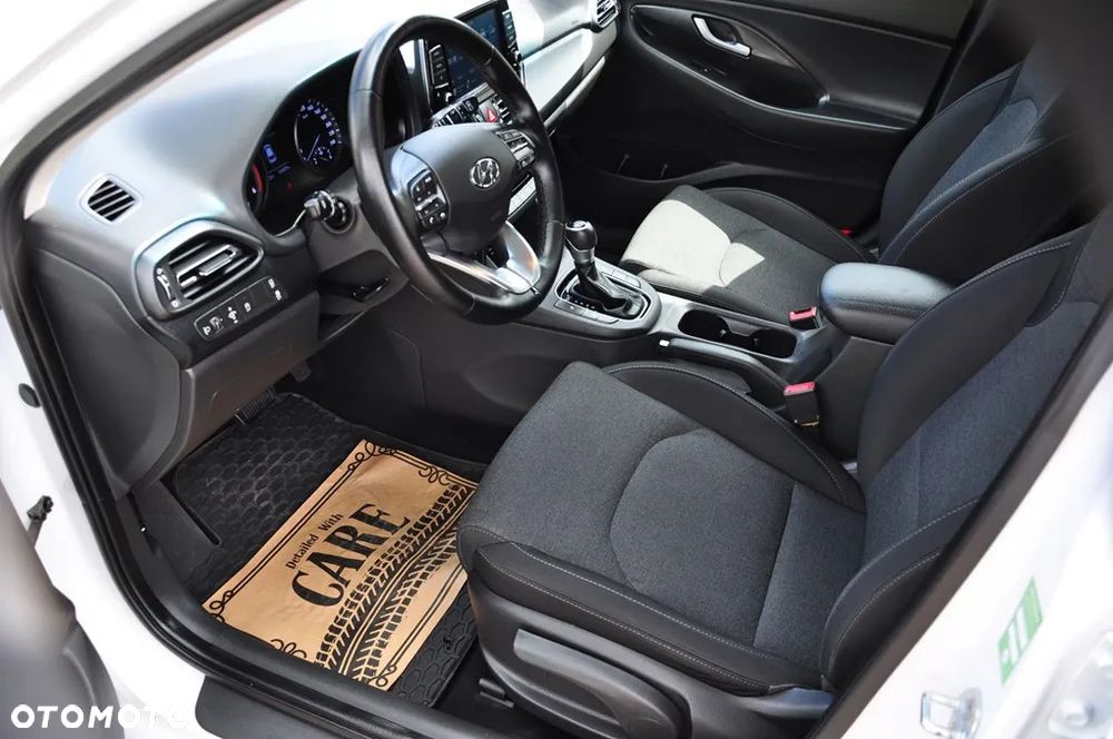 Hyundai i30 1.6 CRDI DCT Select - 30