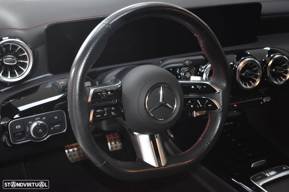 Mercedes-Benz CLA 250 - 30
