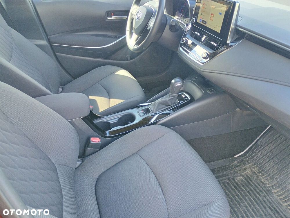Toyota Corolla - 11
