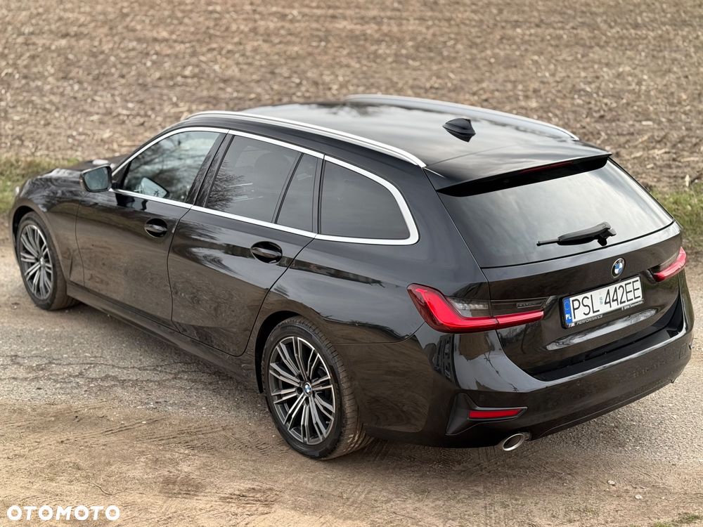 BMW Seria 3 320d - 24