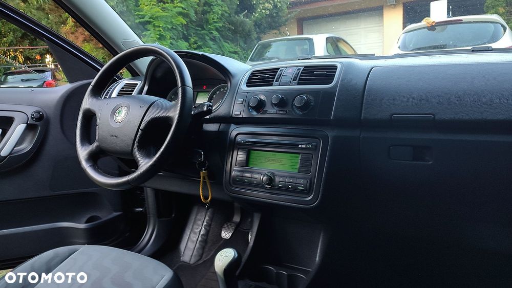 Skoda Roomster 1.4 16V Style PLUS EDITION - 14