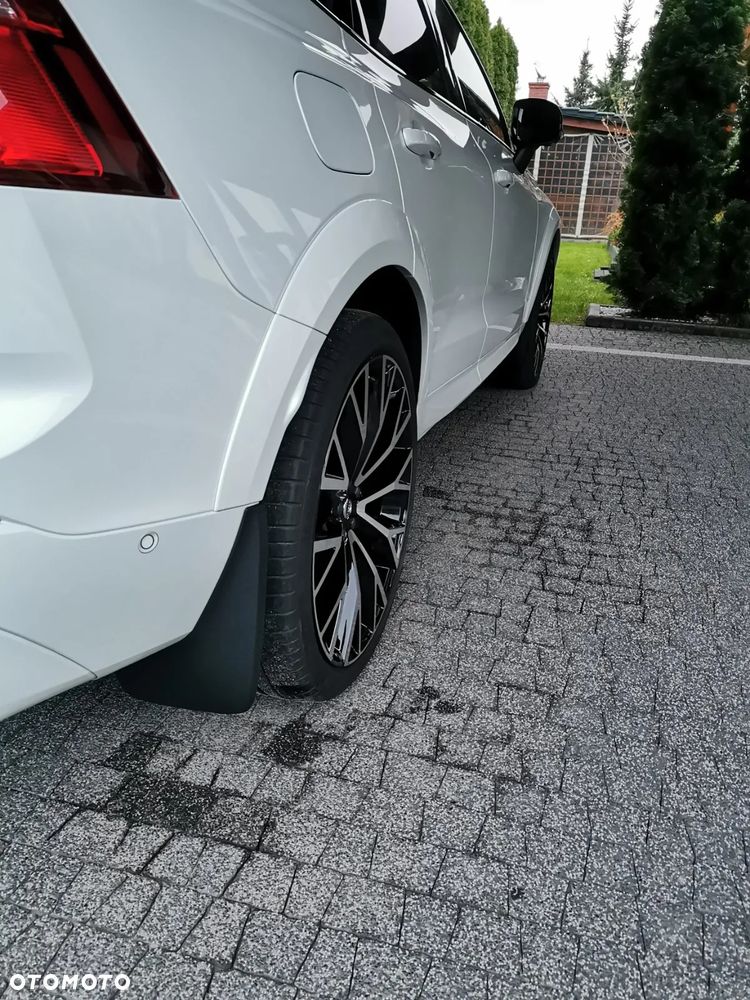 Volvo XC 60 B5 B AWD R-Design - 12
