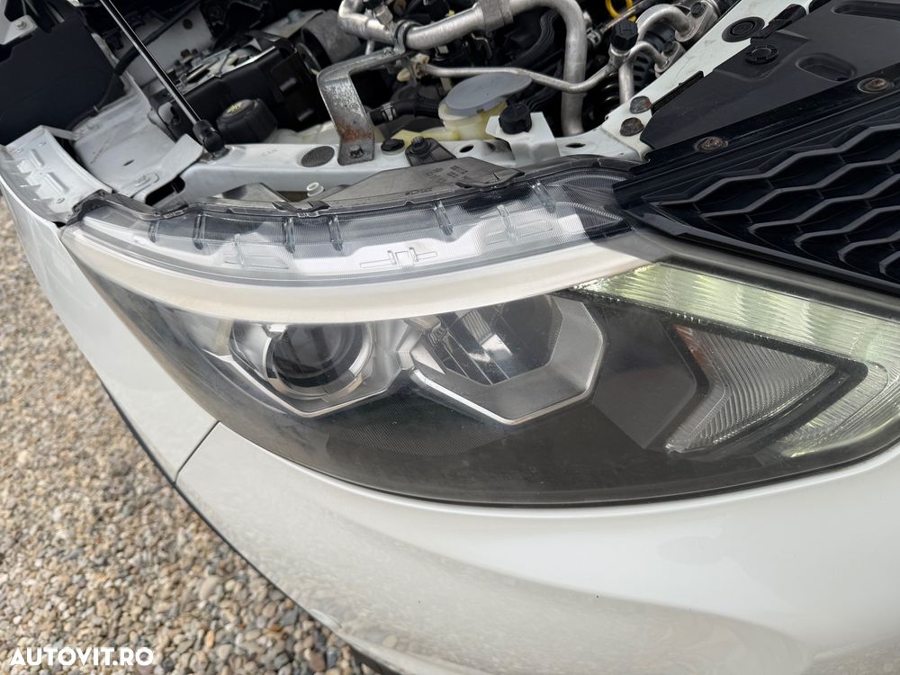 Nissan Qashqai 1.6 DCI Xtronic TEKNA - 9