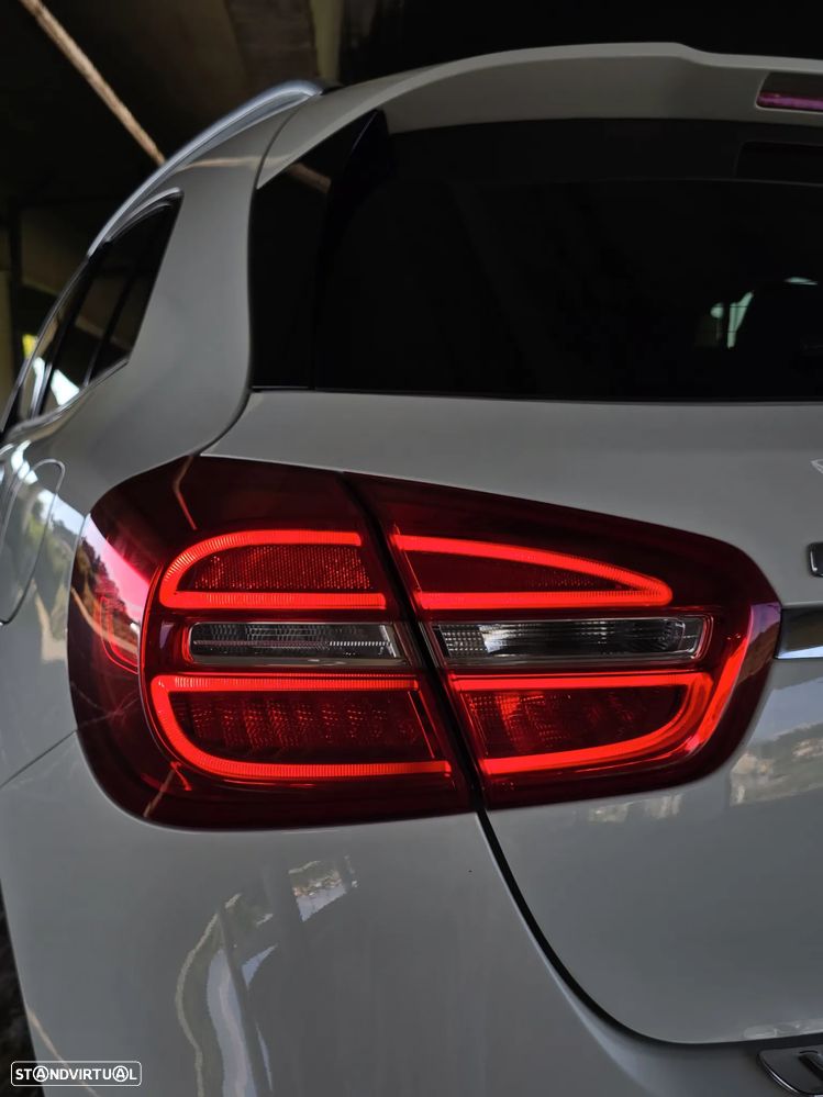 Mercedes-Benz GLA 180 (CDI) d Urban - 31