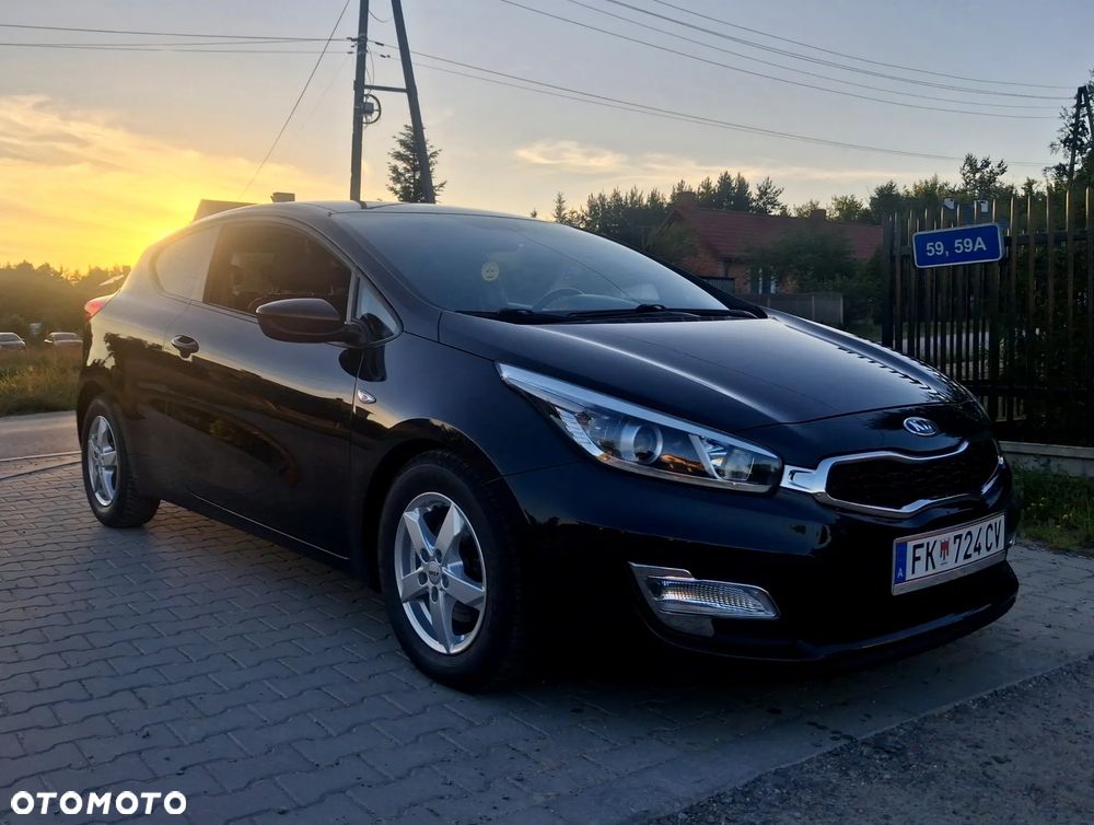 Kia Ceed 1.4 CRDi 90 Vision - 14